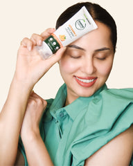 Vitamin C Face Wash - 100ml For Bright & Radiant Skin With Vitamin C & Lemon